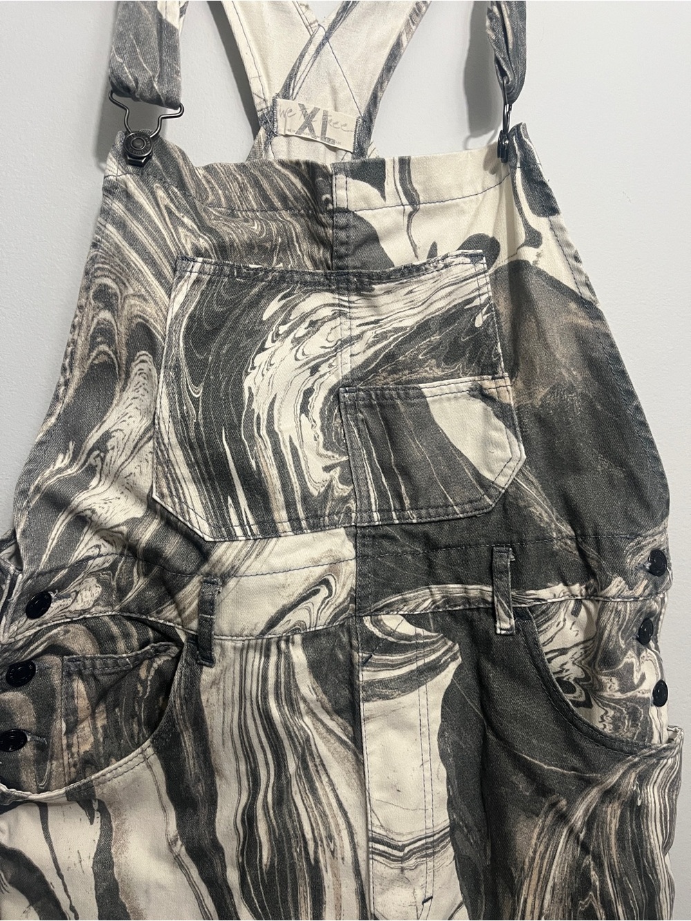 We The Free People Ziggy Marble-Swirl Overalls in Taupe & Cream Size XLarge - Picture 7 of 12